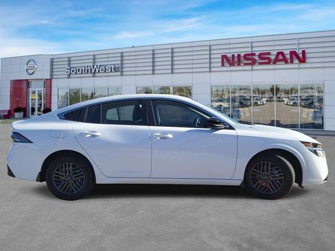 New 2026 Nissan Sentra SV w/ Floor Mat Package image 5