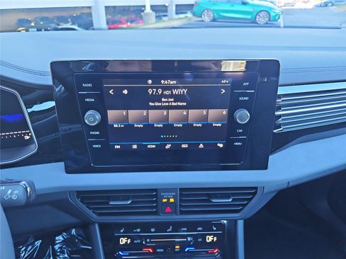 New 2026 Volkswagen Jetta SE image 18