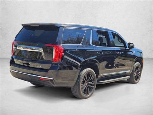 Used 2021 GMC Yukon SLT w/ SLT Premium Package image 5