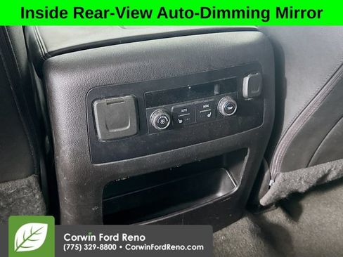 Used 2018 GMC Yukon SLT AWD/4WD image 26