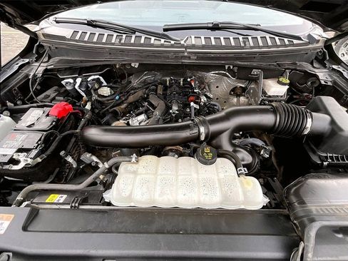 Certified 2024 Ford Expedition Limited image 9