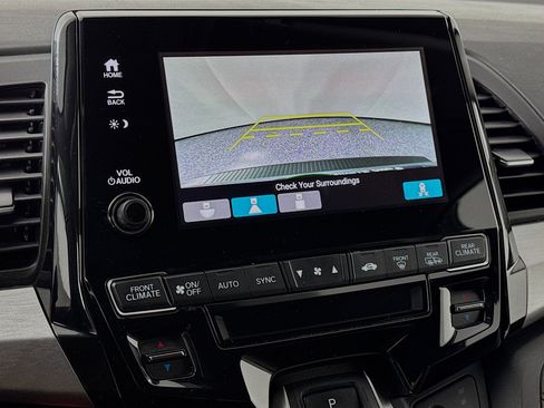 Certified 2024 Honda Odyssey EX-L image 13
