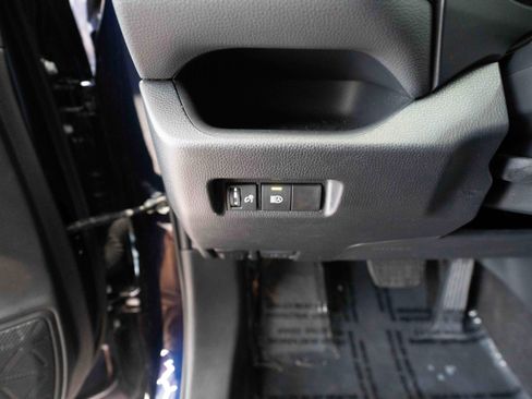 Used 2025 Toyota RAV4 XLE image 11