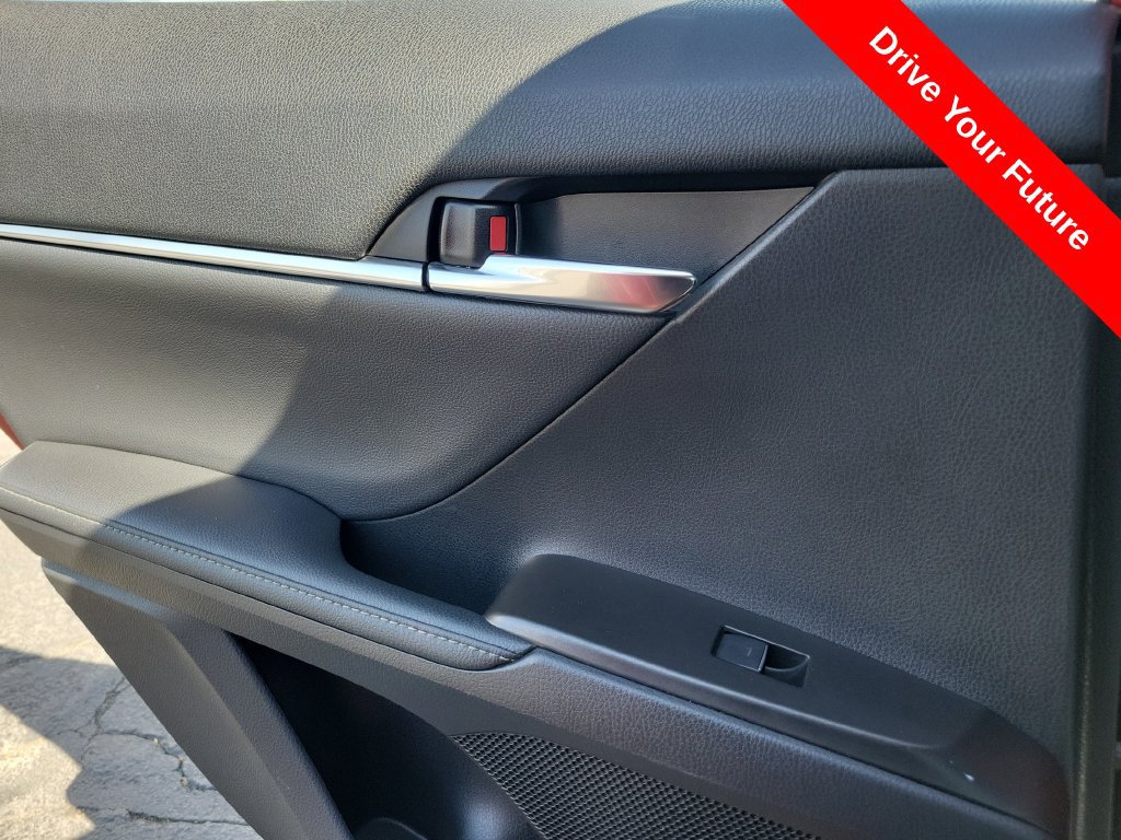 Used 2022 Toyota Camry XSE FWD image 24