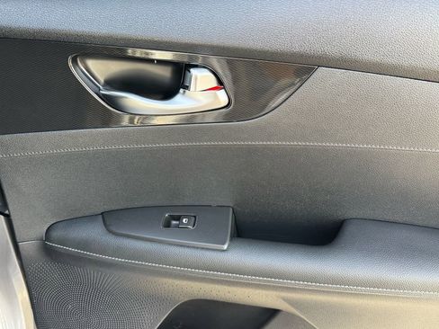 Used 2023 Kia Forte GT-Line w/ GT-Line Premium Package image 18