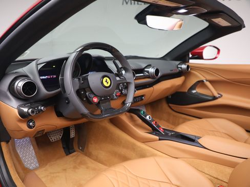 Certified 2023 Ferrari 812 GTS RWD image 13