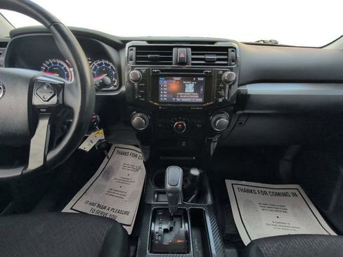 Used 2018 Toyota 4Runner TRD Off-Road image 11