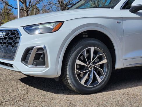Used 2023 Audi Q5 2.0T Premium w/ Convenience Package AWD/4WD image 7