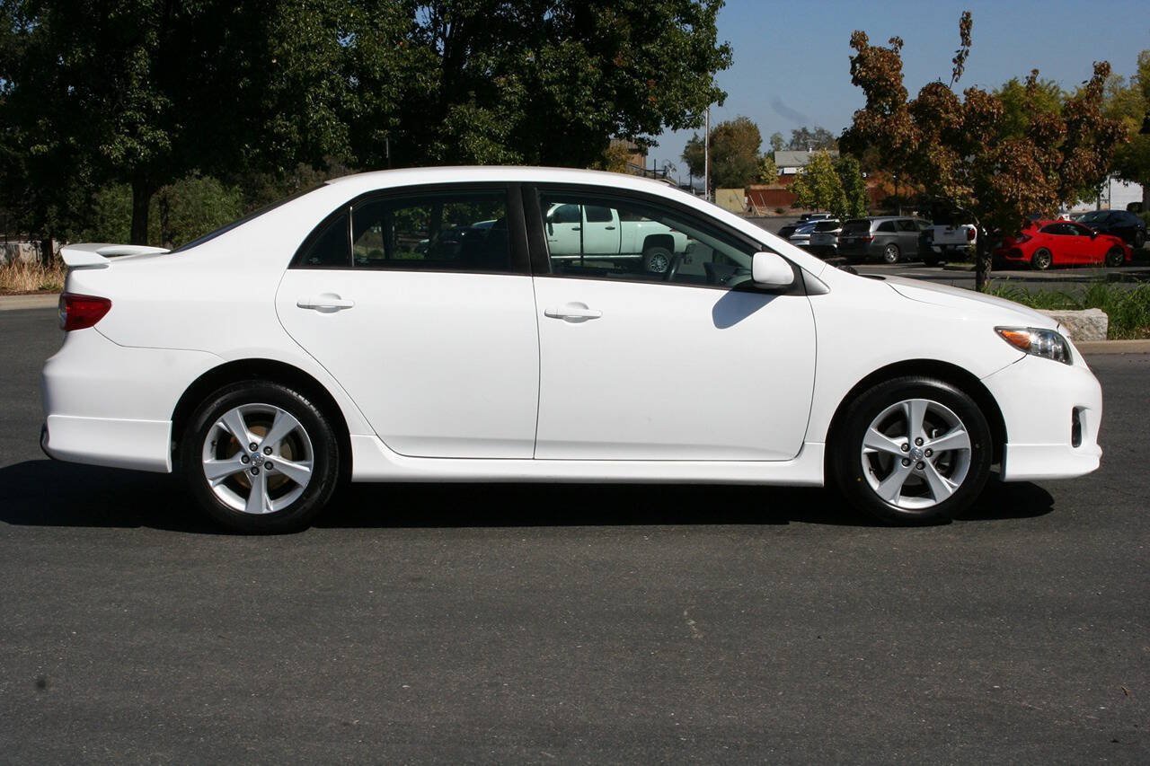 Used 2013 Toyota Corolla S FWD image 3