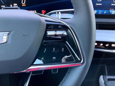 New 2026 Cadillac Optiq Sport 2 image 23