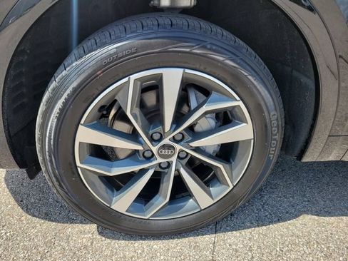 Used 2022 Audi Q5 2.0T Prestige AWD/4WD image 9