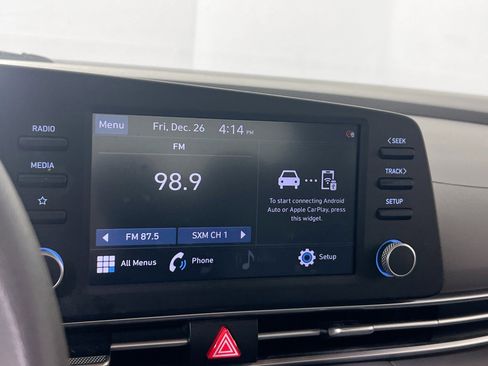 Used 2023 Hyundai Elantra SEL w/ Cargo Package image 14