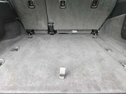 Used 2025 Jeep Wrangler Unlimited Sahara AWD/4WD image 27