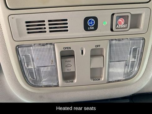 Used 2018 Honda Accord Touring image 15