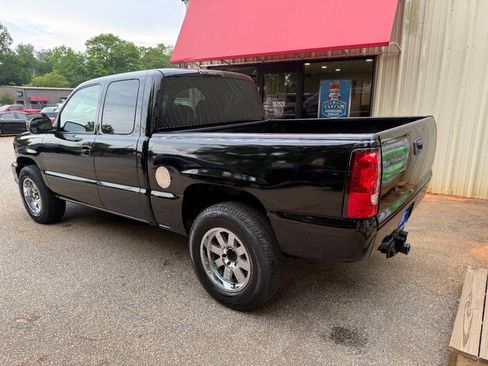 Used 2006 Chevrolet Silverado 1500 LT w/ Light Duty Power Package RWD image 6