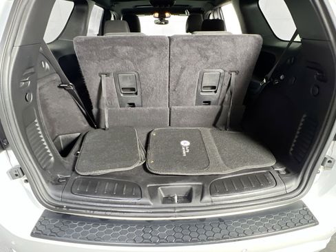Used 2022 Dodge Durango SXT w/ Blacktop Package image 24