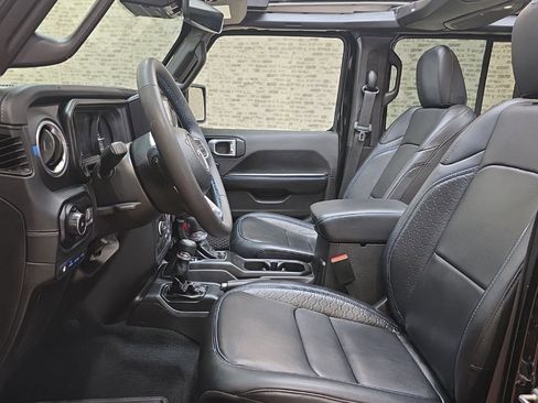 Used 2024 Jeep Wrangler High Altitude image 20