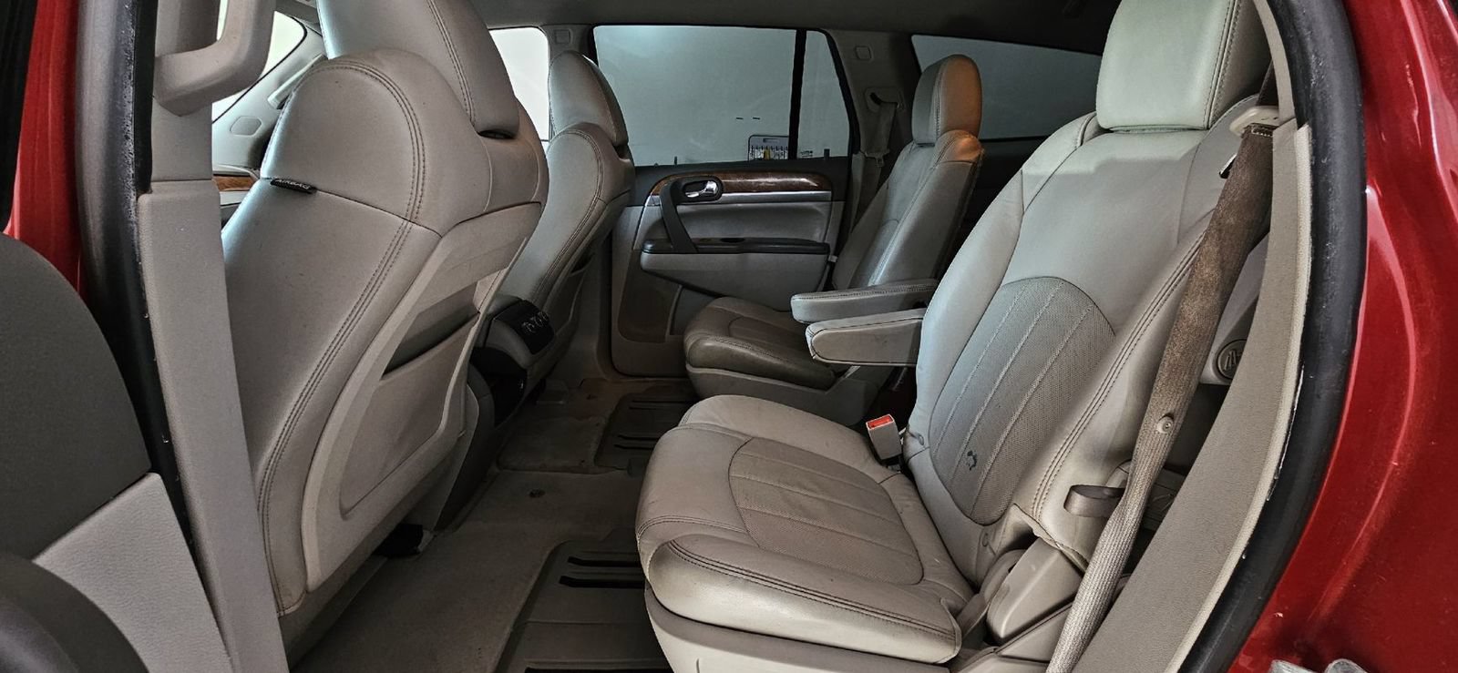 Used 2012 Buick Enclave Leather AWD/4WD image 16