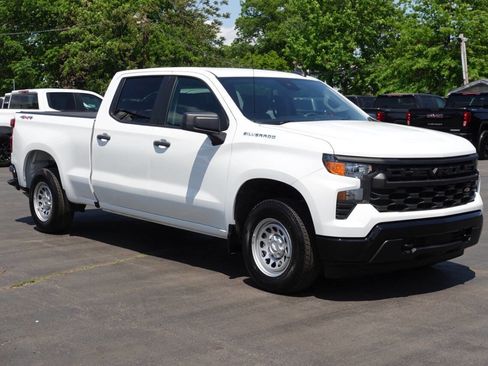 Used 2024 Chevrolet Silverado 1500 W/T w/ WT Value Package AWD/4WD image 4