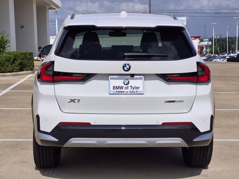 New 2026 BMW X1 xDrive28i w/ Convenience Package AWD/4WD image 5