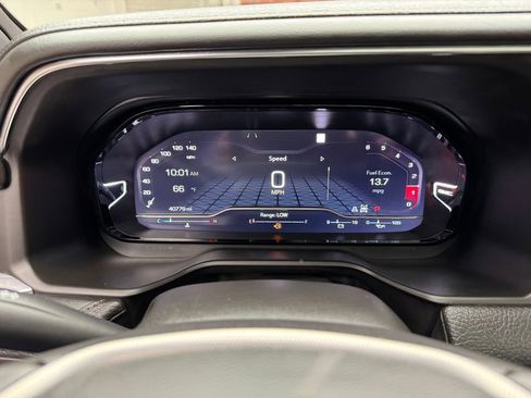 Used 2022 GMC Yukon Denali AWD/4WD image 16
