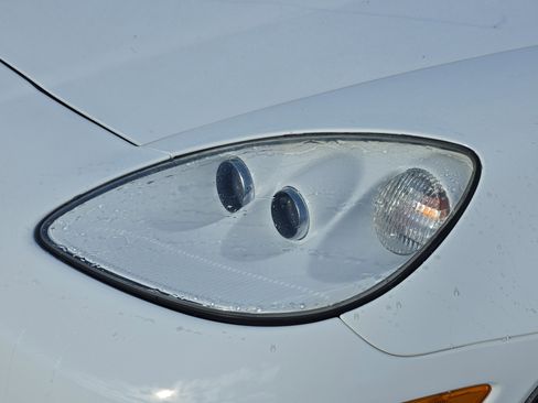 Used 2013 Chevrolet Corvette Grand Sport w/ 2LT Preferred Equipment Group image 9