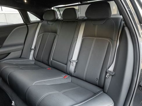 Used 2023 Lucid Air Grand Touring image 13