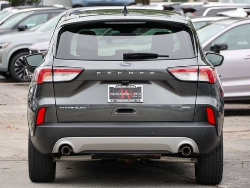 Used 2020 Ford Escape Titanium FWD image 24