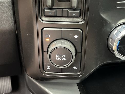 New 2026 Ford F250 Lariat w/ Black Appearance Package AWD/4WD image 19