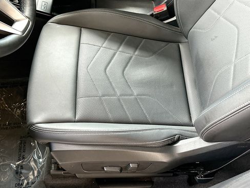 Certified 2024 BMW X1 xDrive28i w/ Convenience Package image 19