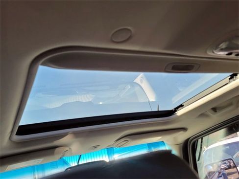 Used 2008 HUMMER H3 Luxury image 25