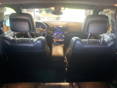 Used 2020 Jeep Grand Cherokee Altitude RWD image 14