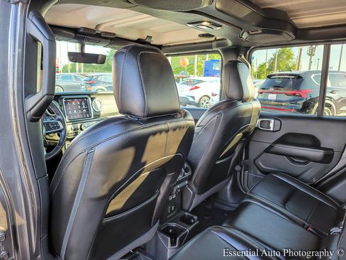 Used 2021 Jeep Gladiator Overland w/ Popular Equipment Package image 13