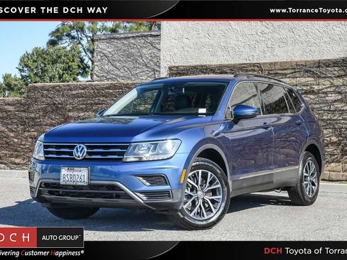 Used 2020 Volkswagen Tiguan SE image 1