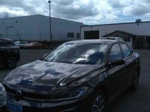 Used 2025 Volkswagen Jetta S FWD image 5
