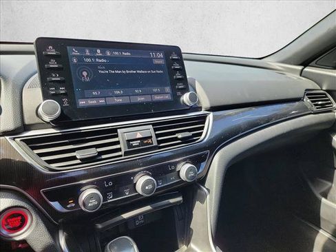 Used 2018 Honda Accord Sport image 20