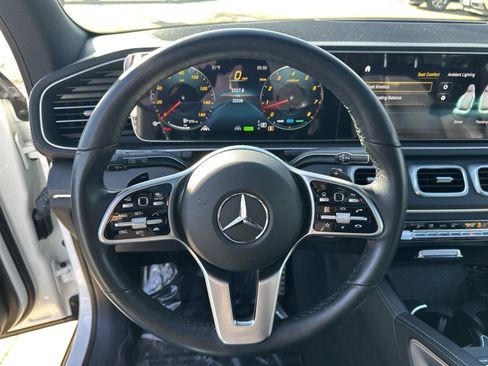 Used 2023 Mercedes-Benz GLS 450 4MATIC image 20