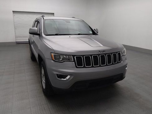 Used 2017 Jeep Grand Cherokee Laredo w/ Quick Order Package 2BE RWD image 14