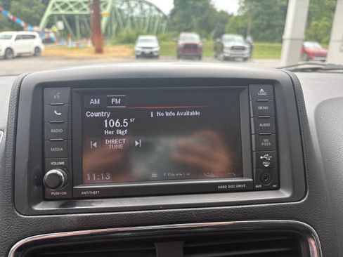 Used 2019 Dodge Grand Caravan SE FWD image 22
