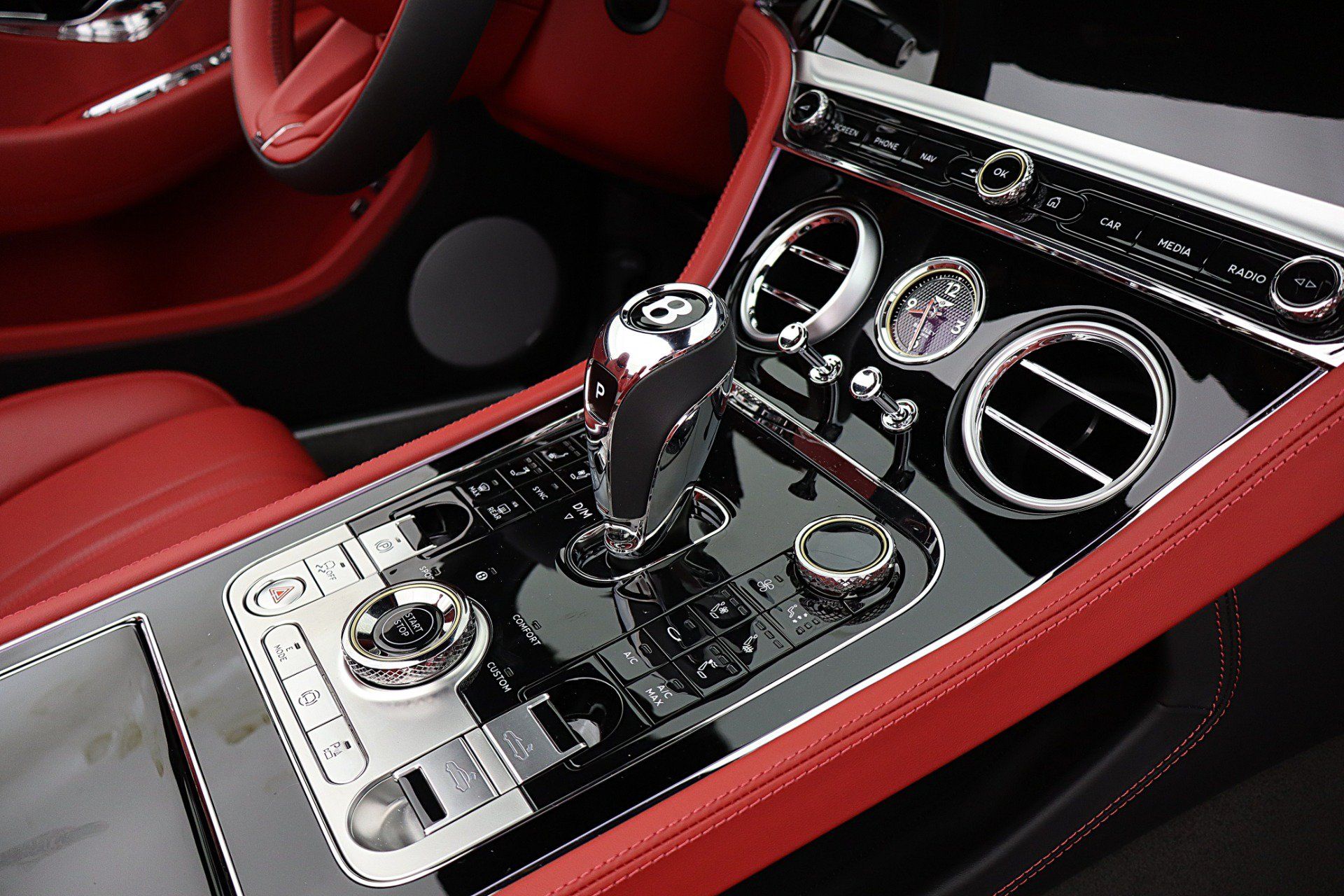 Used 2026 Bentley Continental GT Mulliner AWD/4WD image 33
