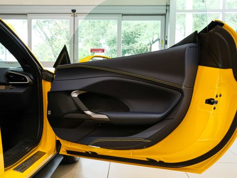 Used 2025 Ferrari 296 GTS image 49