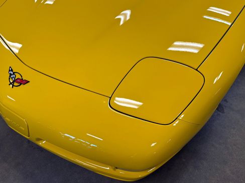 Used 2002 Chevrolet Corvette w/ Preferred Equipment Group2 image 32