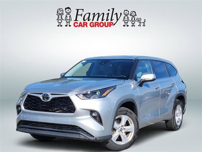 Used 2023 Toyota Highlander LE