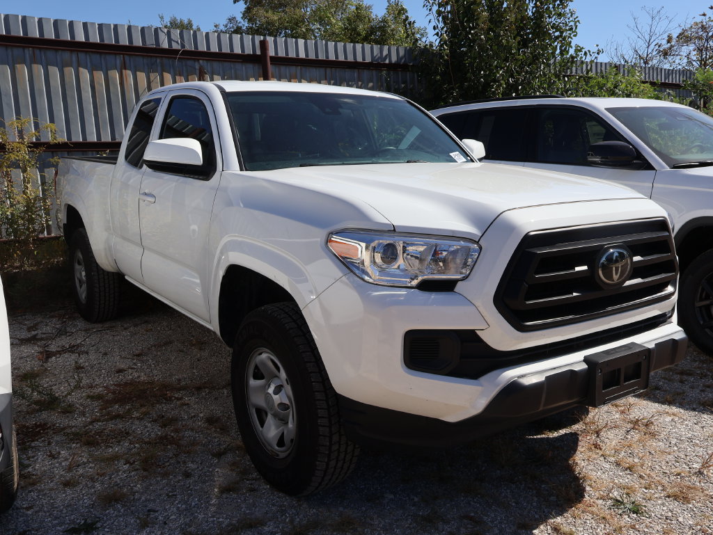 Used 2023 Toyota Tacoma SR w/ SR Convenience Package RWD image 17