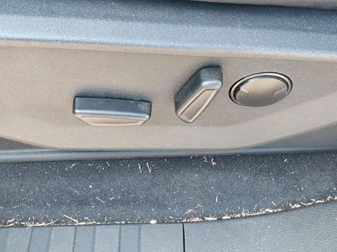 New 2025 Ford F150 Lariat w/ Equipment Group 501A Mid image 19