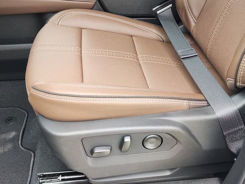 New 2026 Chevrolet Tahoe High Country image 17