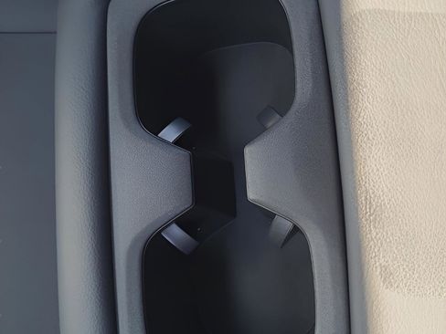 Used 2025 Toyota 4Runner TRD Off-Road Premium image 11