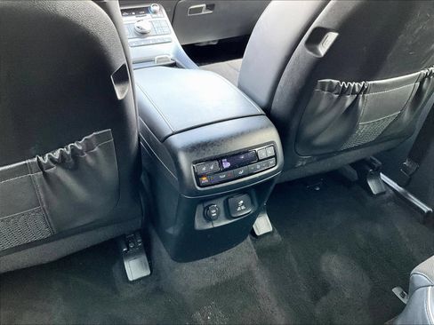 Used 2024 Hyundai Palisade Calligraphy AWD/4WD image 13