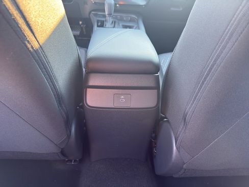 New 2026 Nissan Sentra SV w/ SV Convenience Package FWD image 30