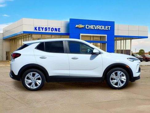 Used 2025 Buick Encore GX Preferred FWD image 8